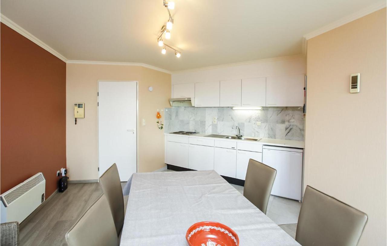 1 Bedroom Lovely Apartment In Oostende Exterior foto